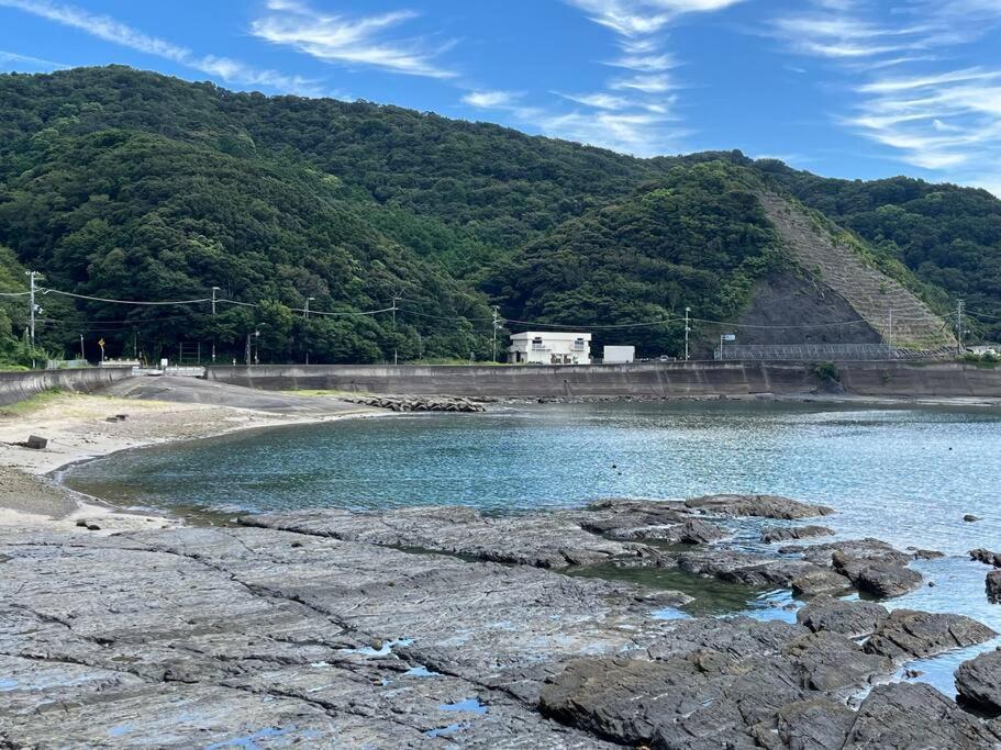 Asaragi 白浜ラグーンヴィラ椿 מראה חיצוני תמונה
